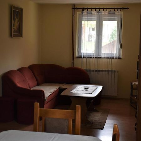 Apartments Sabljak Rakovica Εξωτερικό φωτογραφία