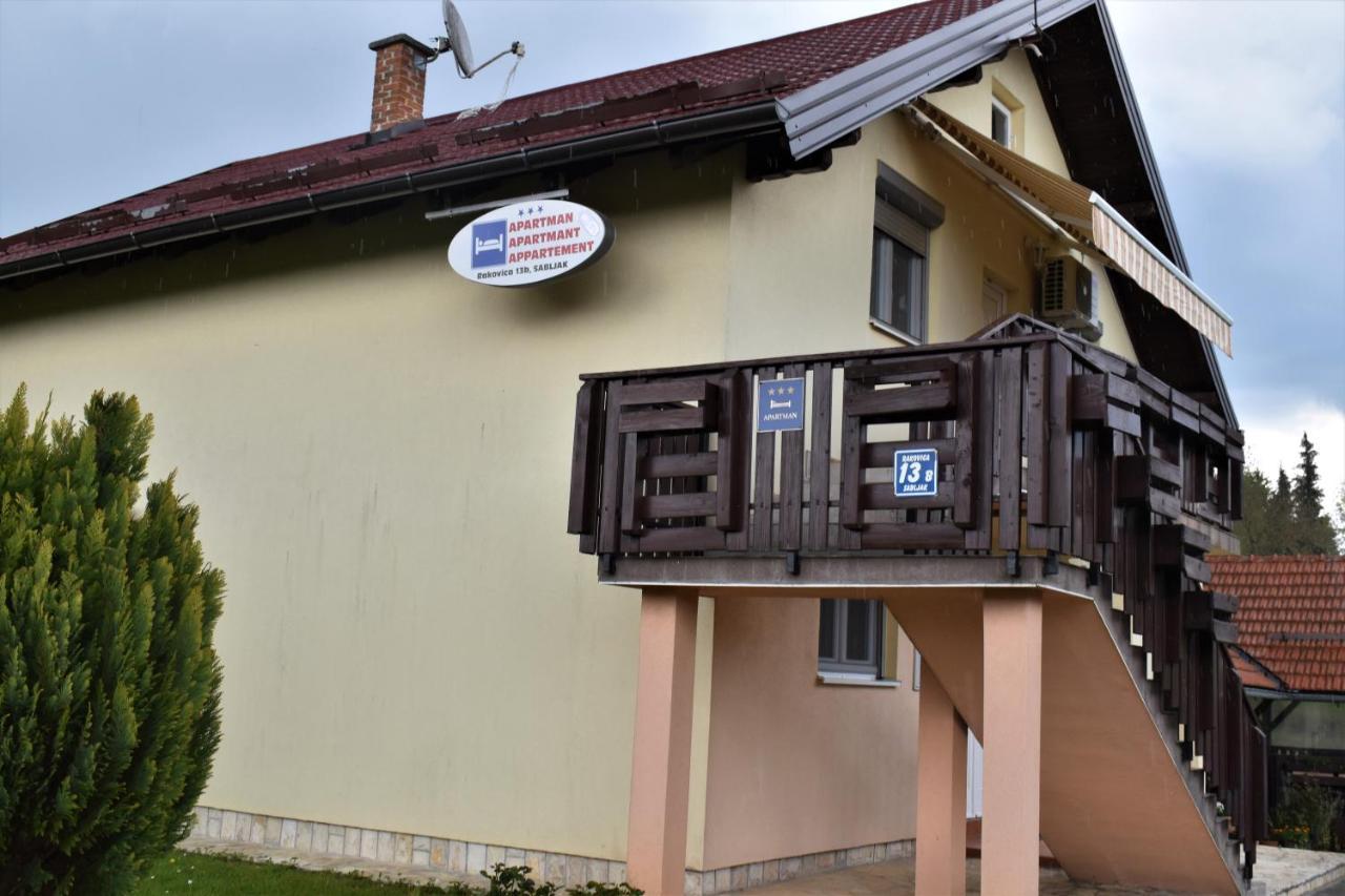 Apartments Sabljak Rakovica Εξωτερικό φωτογραφία