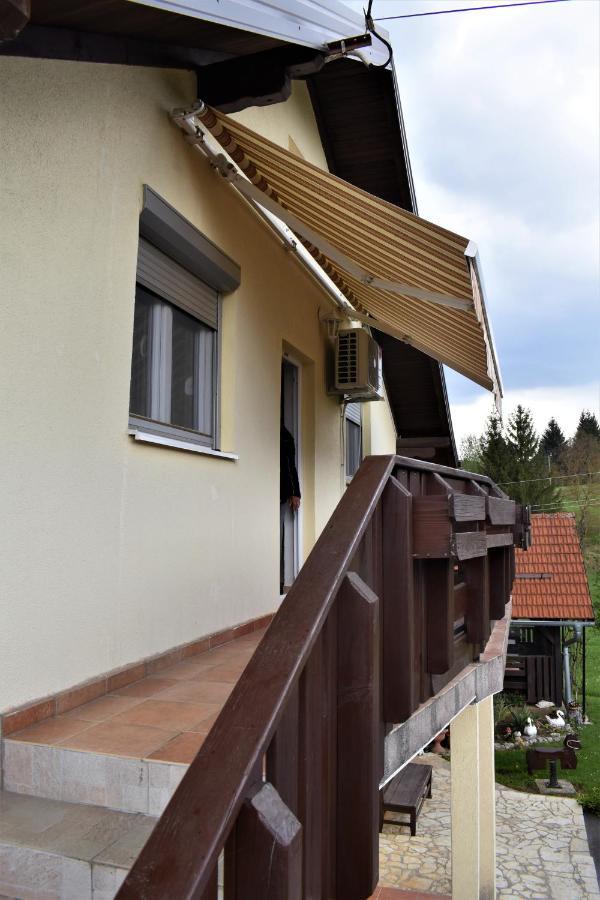 Apartments Sabljak Rakovica Εξωτερικό φωτογραφία