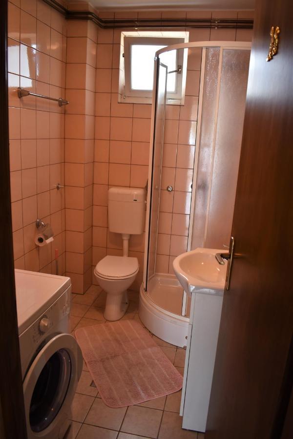 Apartments Sabljak Rakovica Εξωτερικό φωτογραφία