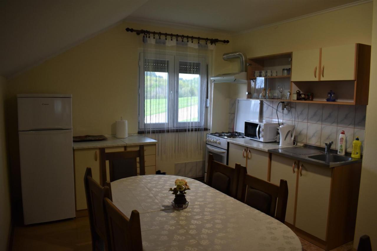Apartments Sabljak Rakovica Εξωτερικό φωτογραφία