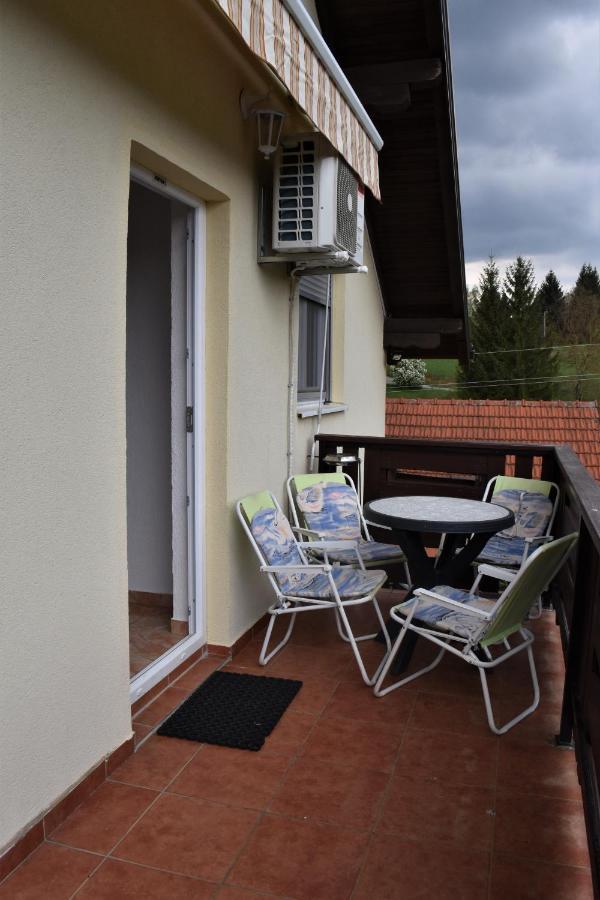 Apartments Sabljak Rakovica Εξωτερικό φωτογραφία